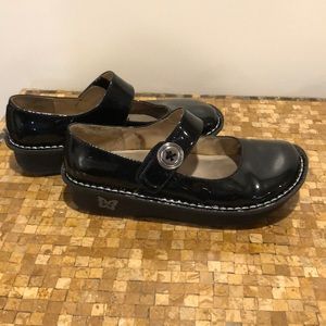 Algeria Paloma women’s size 38